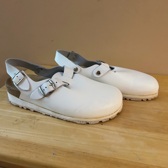 Tokio Clogs by Birkenstock - Picture 3 of 9